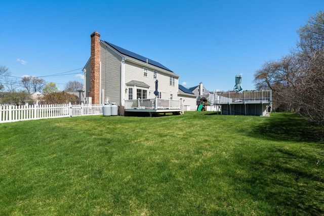 47 Colleens Way, Attleboro, MA 02703