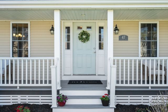 47 Colleens Way, Attleboro, MA 02703