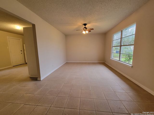 302 Zabra, San Antonio, TX 78227