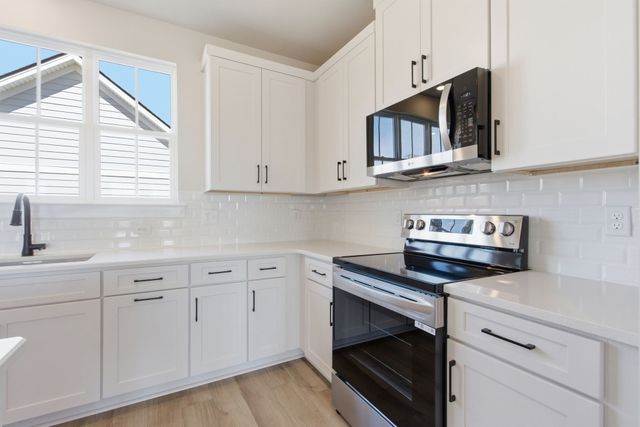 1803 Flatwaters St, Spring Hill, TN 37174