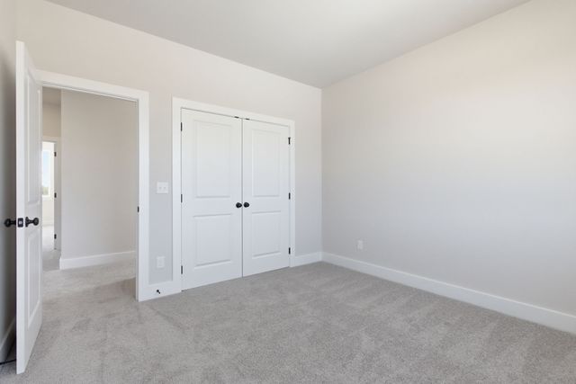 1803 Flatwaters St, Spring Hill, TN 37174