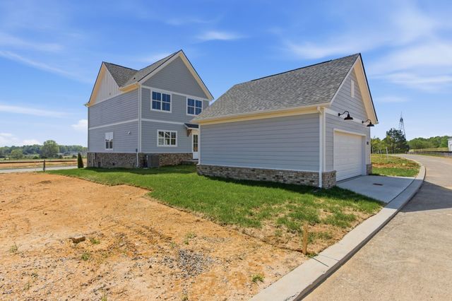 1803 Flatwaters St, Spring Hill, TN 37174