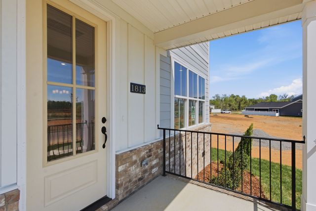1803 Flatwaters St, Spring Hill, TN 37174