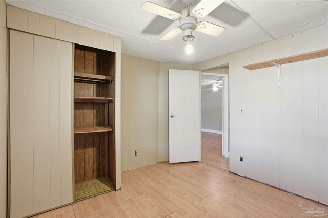 6952 Burrell Ln, Pensacola, FL 32503