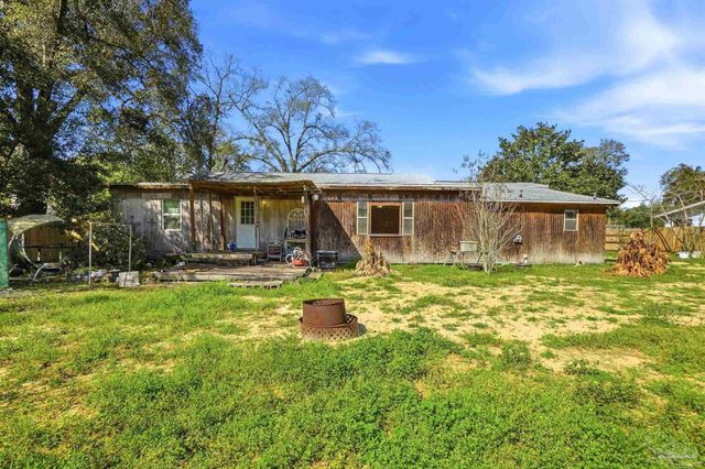 6952 Burrell Ln, Pensacola, FL 32503