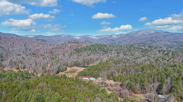 483 Vineyard Creek Way, Murphy, NC 28906