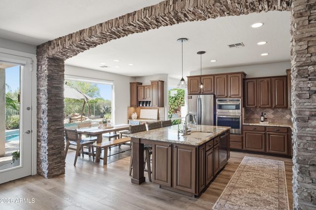 4043 E WOODSTOCK Road, Cave Creek, AZ 85331