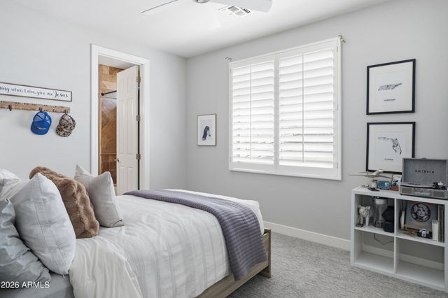 4043 E WOODSTOCK Road, Cave Creek, AZ 85331