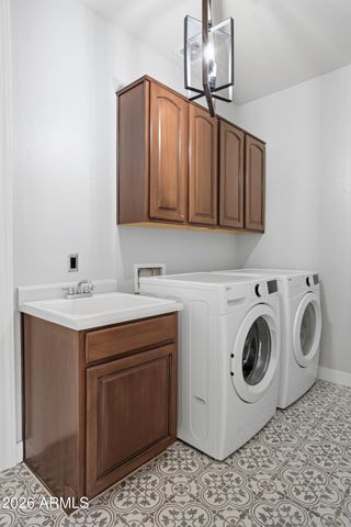 4043 E WOODSTOCK Road, Cave Creek, AZ 85331