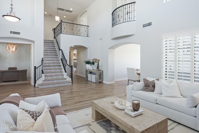 4043 E WOODSTOCK Road, Cave Creek, AZ 85331