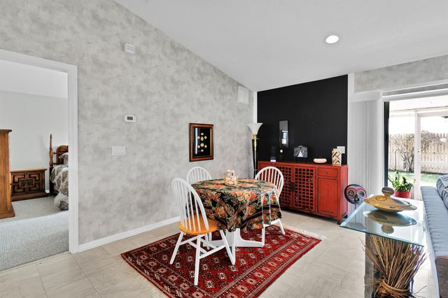 547 High Hawk Circle, Vero Beach, FL 32962