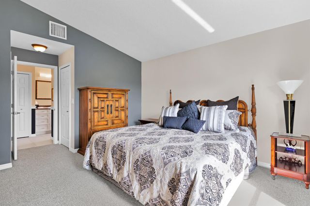 547 High Hawk Circle, Vero Beach, FL 32962