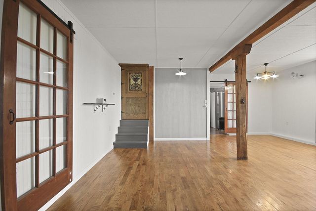 118 COUNTY RD 131, Higbee, MO 65257