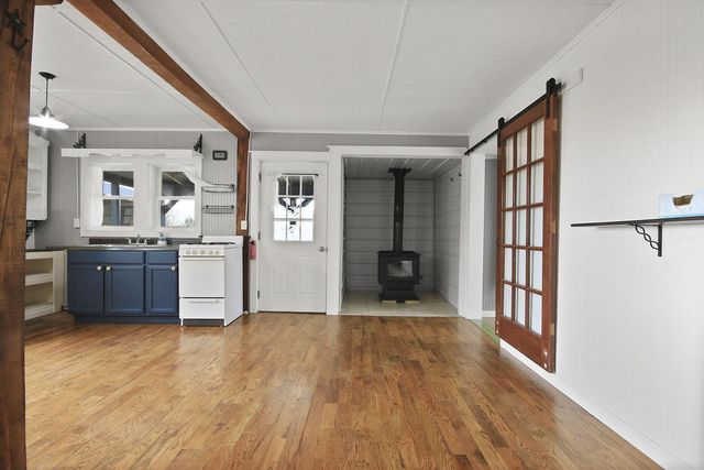 118 COUNTY RD 131, Higbee, MO 65257