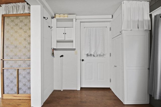 118 COUNTY RD 131, Higbee, MO 65257