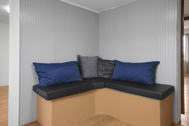 118 COUNTY RD 131, Higbee, MO 65257