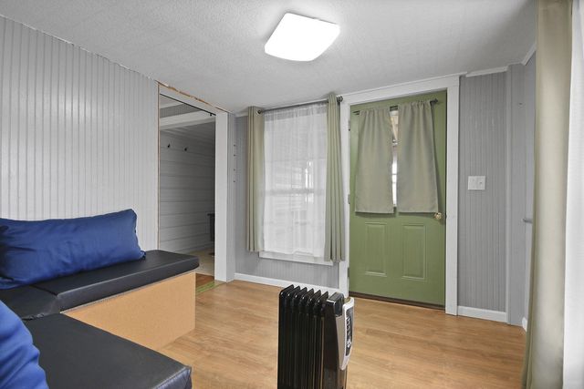 118 COUNTY RD 131, Higbee, MO 65257