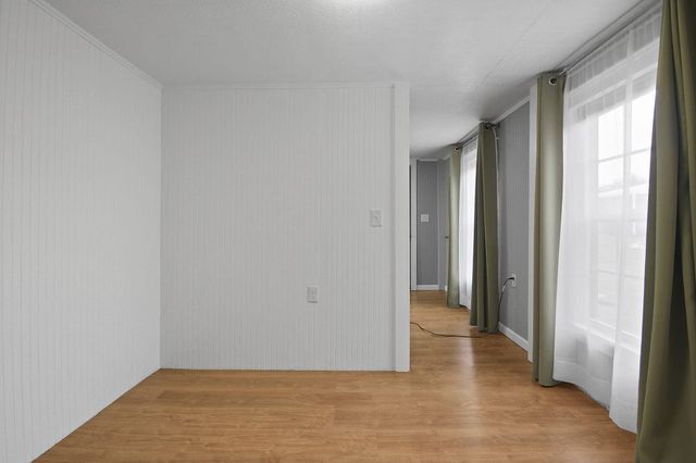 118 COUNTY RD 131, Higbee, MO 65257