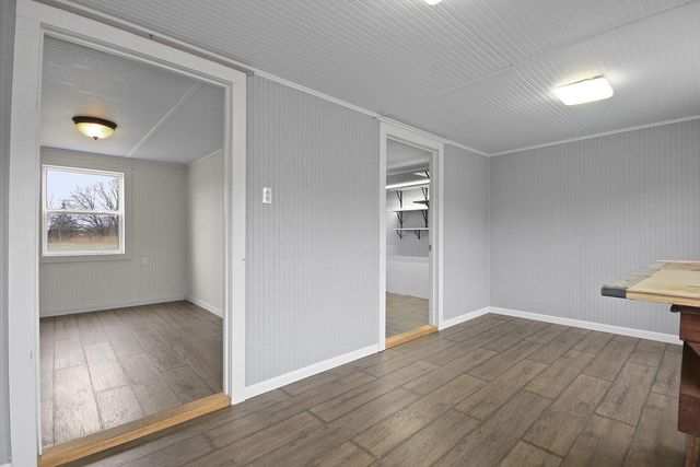 118 COUNTY RD 131, Higbee, MO 65257