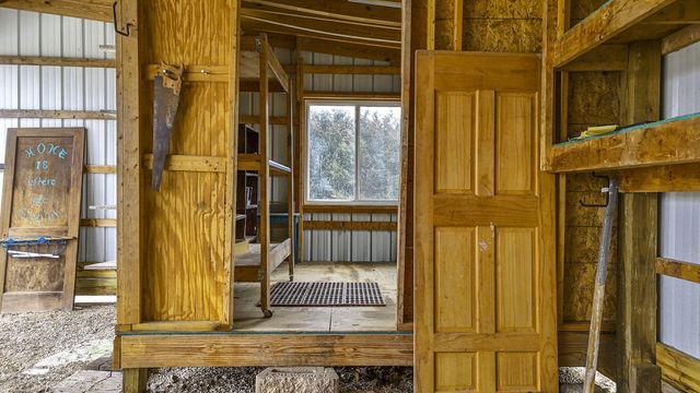 118 COUNTY RD 131, Higbee, MO 65257