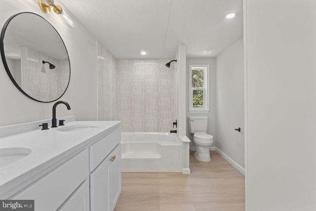 152 OAKLAND PL, Louisa, VA 23093