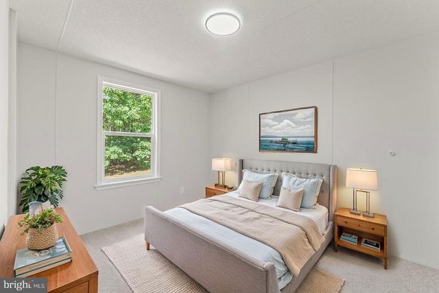 152 OAKLAND PL, Louisa, VA 23093