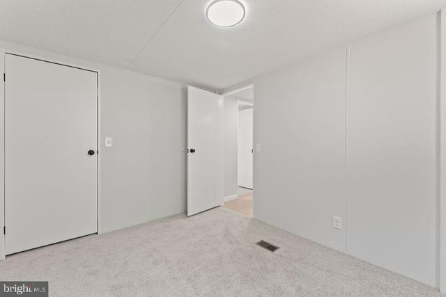 152 OAKLAND PL, Louisa, VA 23093