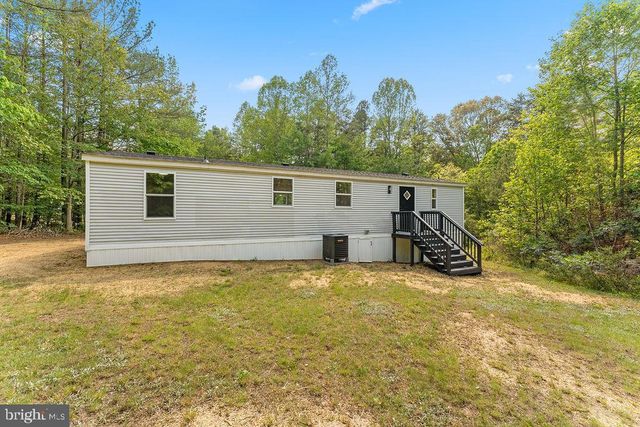 152 OAKLAND PL, Louisa, VA 23093