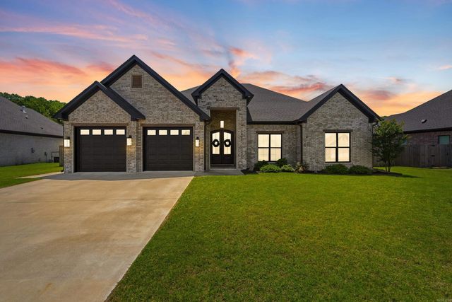 2425 Lilac Drive, Conway, AR 72034