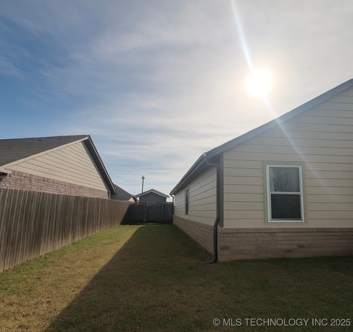 10317 S Nathan Street, Jenks, OK 74037