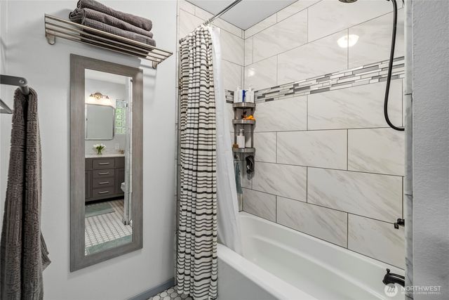9112 82nd Avenue NW, Gig Harbor, WA 98332