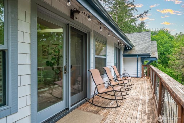 9112 82nd Avenue NW, Gig Harbor, WA 98332