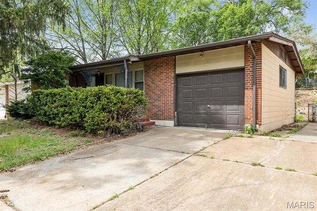 1631 Chesley Drive, Dellwood, MO 63136