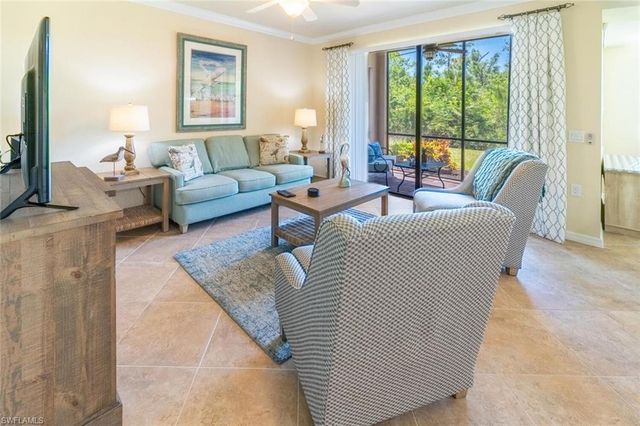 9826 Giaveno CIR 1513, Naples, FL 34113