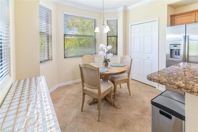 9826 Giaveno CIR 1513, Naples, FL 34113