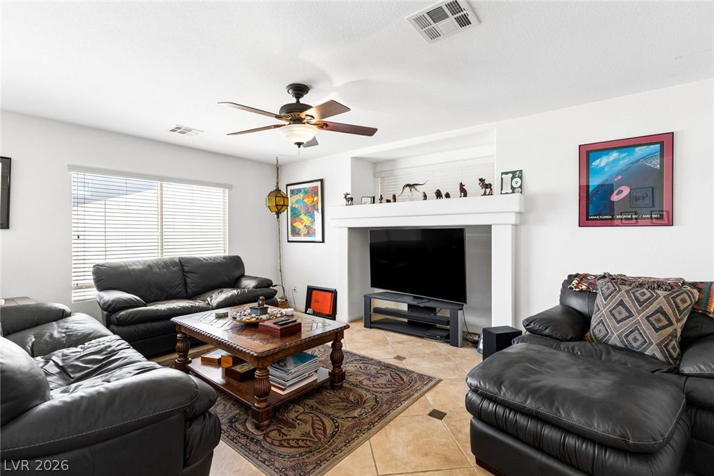 6229 White Point Court, Las Vegas, NV 89139 — photo 5