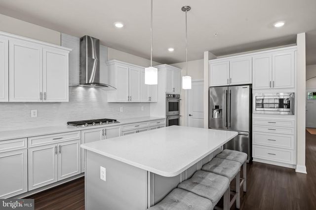944 BENTGRASS DR, Aberdeen, MD 21001