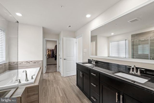 944 BENTGRASS DR, Aberdeen, MD 21001