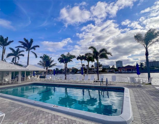 6239 Bay Club Dr 1, Fort Lauderdale, FL 33308