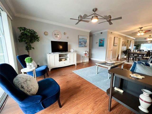 6239 Bay Club Dr 1, Fort Lauderdale, FL 33308