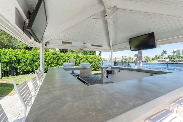 6239 Bay Club Dr 1, Fort Lauderdale, FL 33308