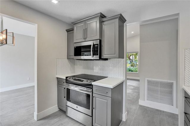 11627 SW 50th Street, Cooper City, FL 33330