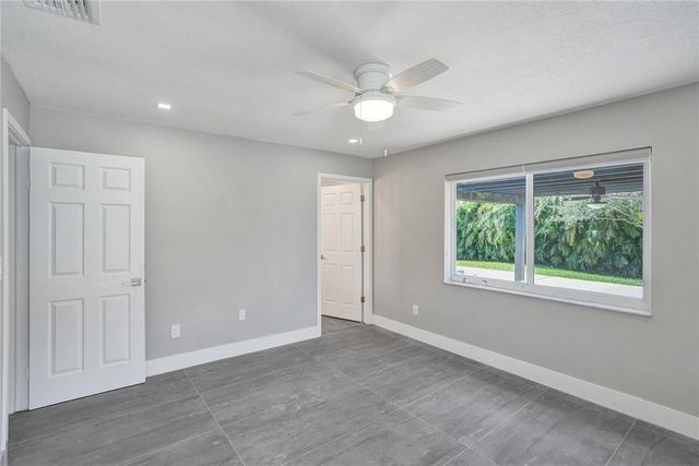 11627 SW 50th Street, Cooper City, FL 33330
