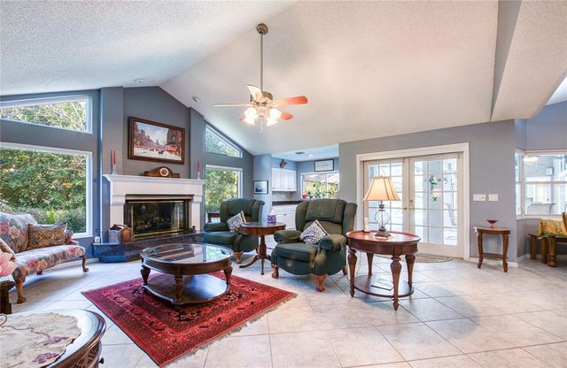 4901 HALLSTEAD WAY, Tampa, FL 33647