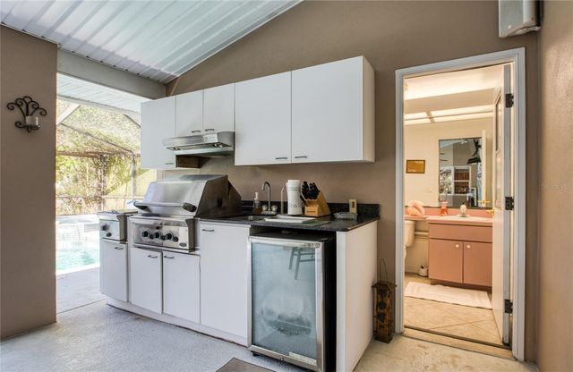 4901 HALLSTEAD WAY, Tampa, FL 33647