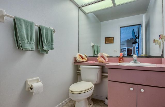 4901 HALLSTEAD WAY, Tampa, FL 33647