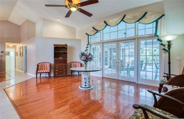 4901 HALLSTEAD WAY, Tampa, FL 33647