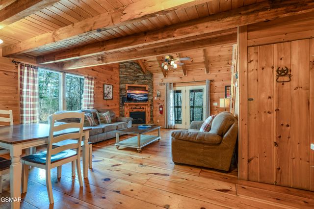 2148 Little Valley Road, Sevierville, TN 37862