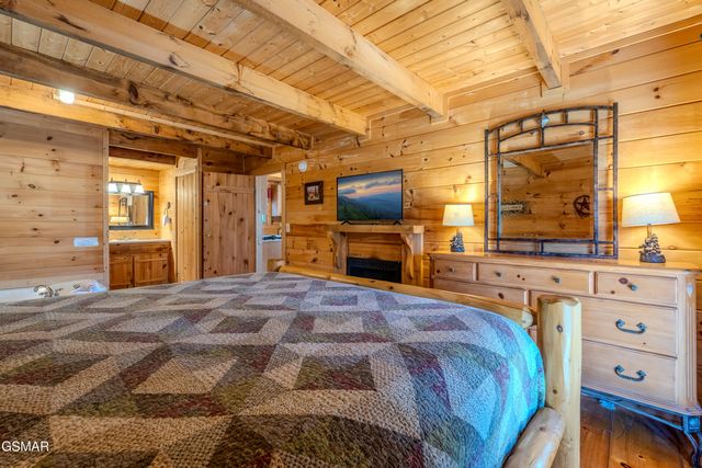 2148 Little Valley Road, Sevierville, TN 37862