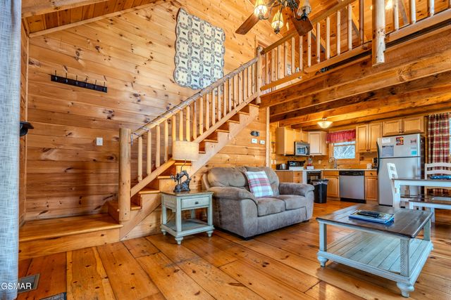 2148 Little Valley Road, Sevierville, TN 37862